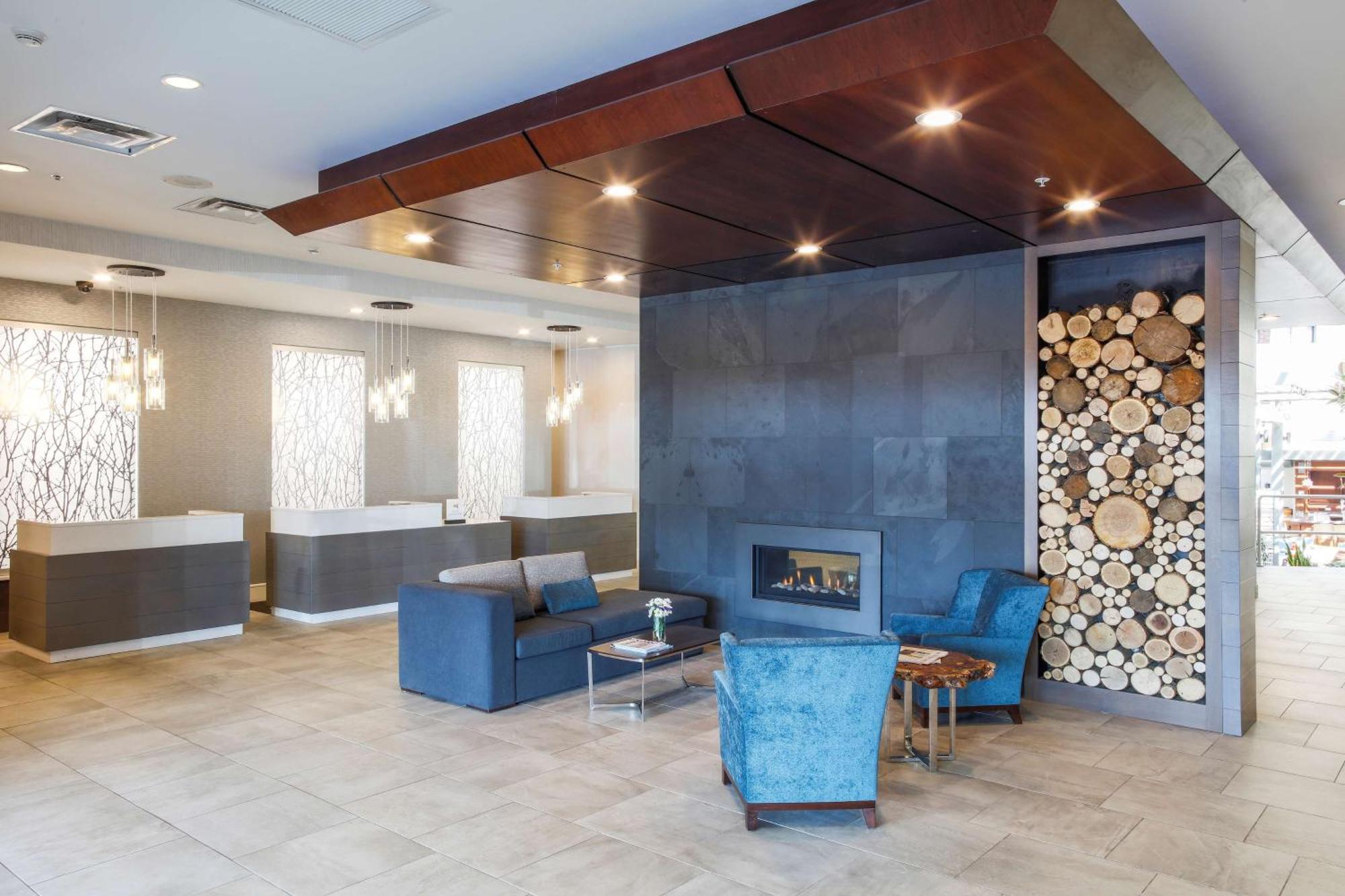 Doubletree By Hilton Rochester Henrietta Exterior foto