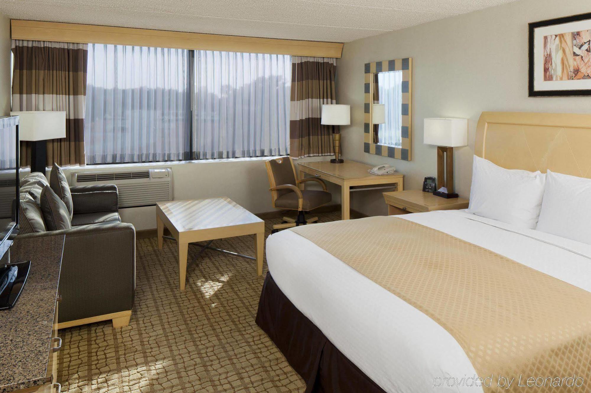 Doubletree By Hilton Rochester Henrietta Exterior foto